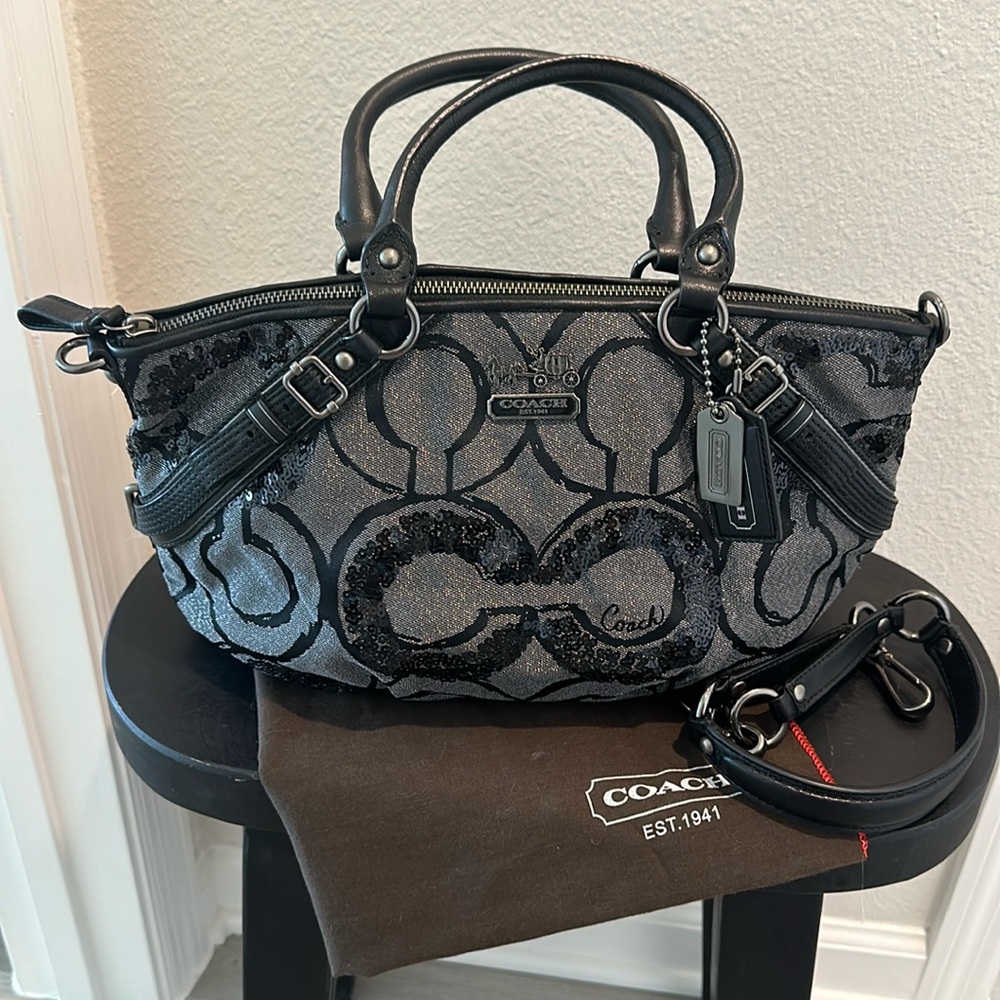 NWOT Coach Maddison Sequin Op Art Sophia Bag